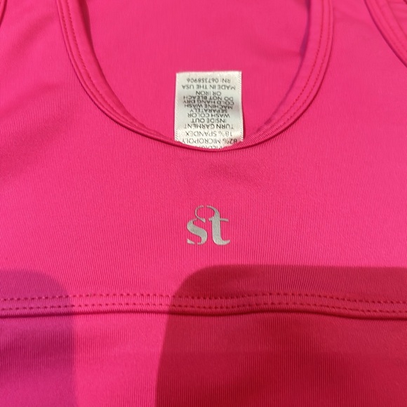 Strut This Neon Pink Sports Bra Size Medium - Picture 3 of 4